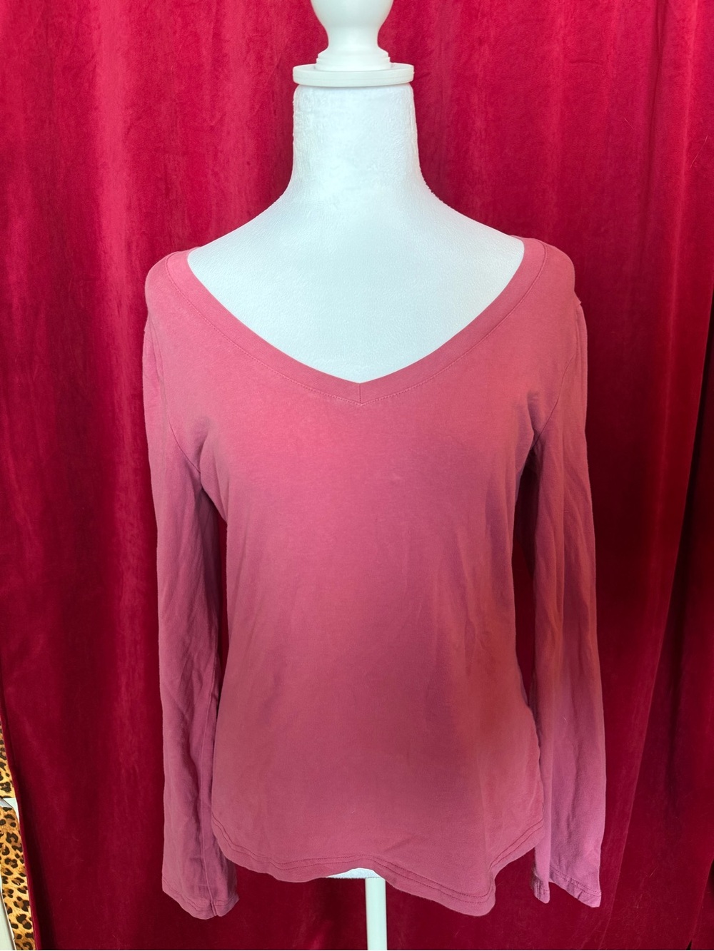 Pink long sleeve v cut top
